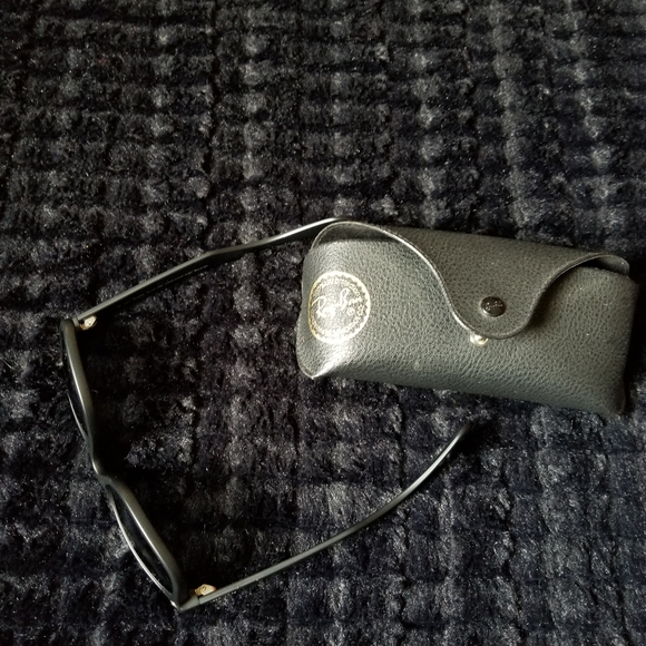 Ray-Ban polarized sunglasses - Picture 2 of 5